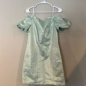 Beautiful dress, size 6